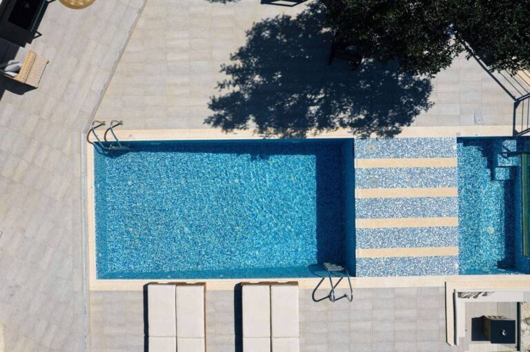 Agapi Luxury Villa Kaina Chania 02 pool