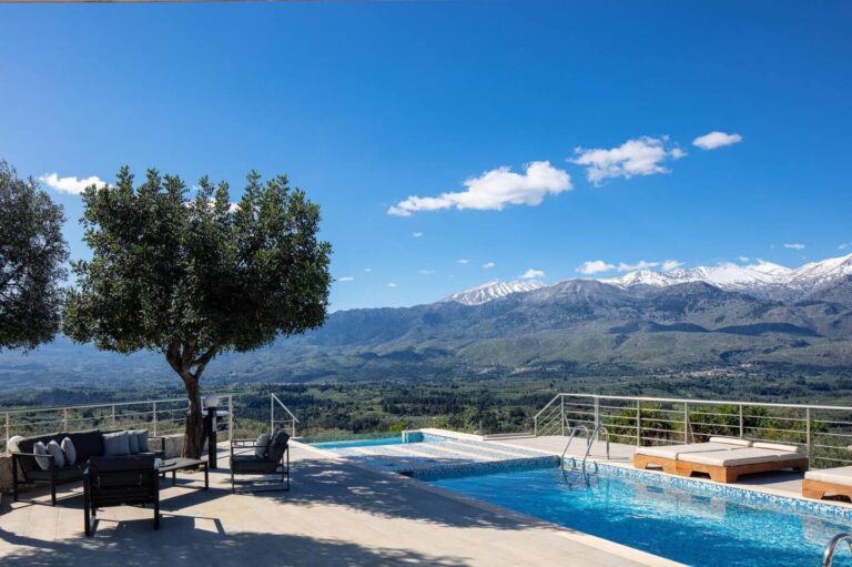 Agapi Luxury Villa Kaina Chania 03 pool white mountain